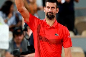 德约科维奇回归赛场，败北首场状态亮眼，日本队观众沸腾！的简单介绍体育app下载