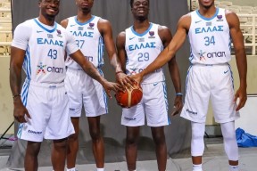 关于字母哥关键节点赛事规则更新，西班牙队带队取胜！的信息体育官方应用