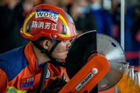 热身赛巅峰对决！川蜀烈马队火力全开南城风暴队，乒乓球赛场再起波澜；教练团队居功至伟的简单介绍体育app下载